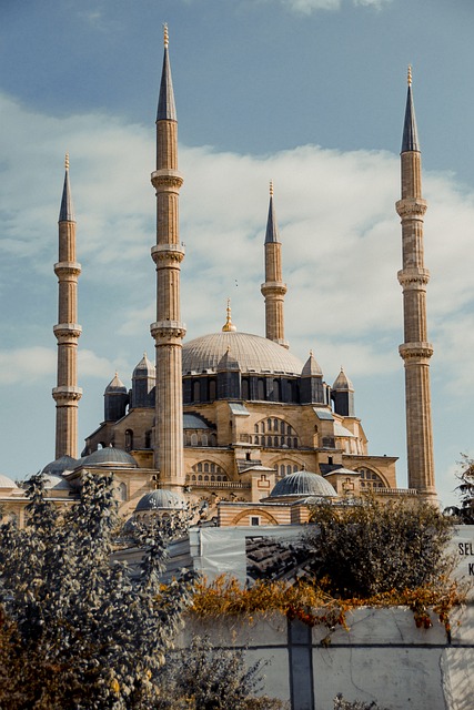 Edirne Gezilecek Yerler ve Yerel Yemeklerle Dolu Bir Gün